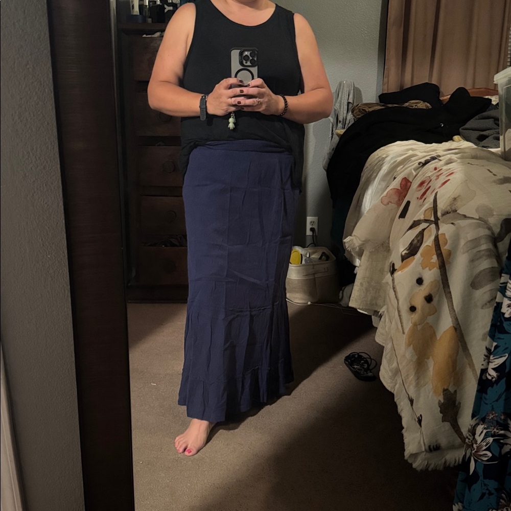 Old Navy Deep Blue Maxi Skirt - Picture 5 of 5